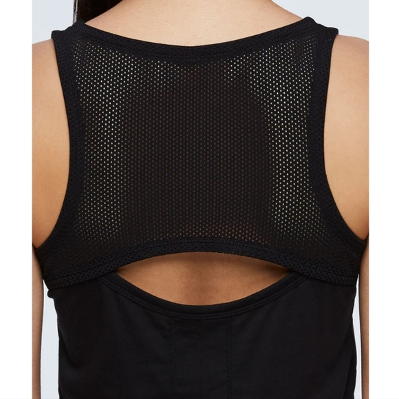 Set of 3 RBX mesh cut back tie tank tops, size M, blue pink black - Picture 5 of 5